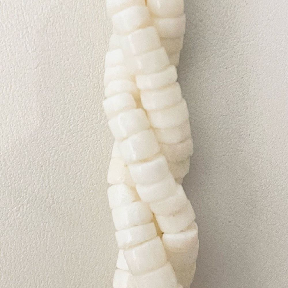 Gorgeous Ivory white off Pearl Natural Seashell Sea  Shell 12” Drop Necklace - Picture 5 of 12